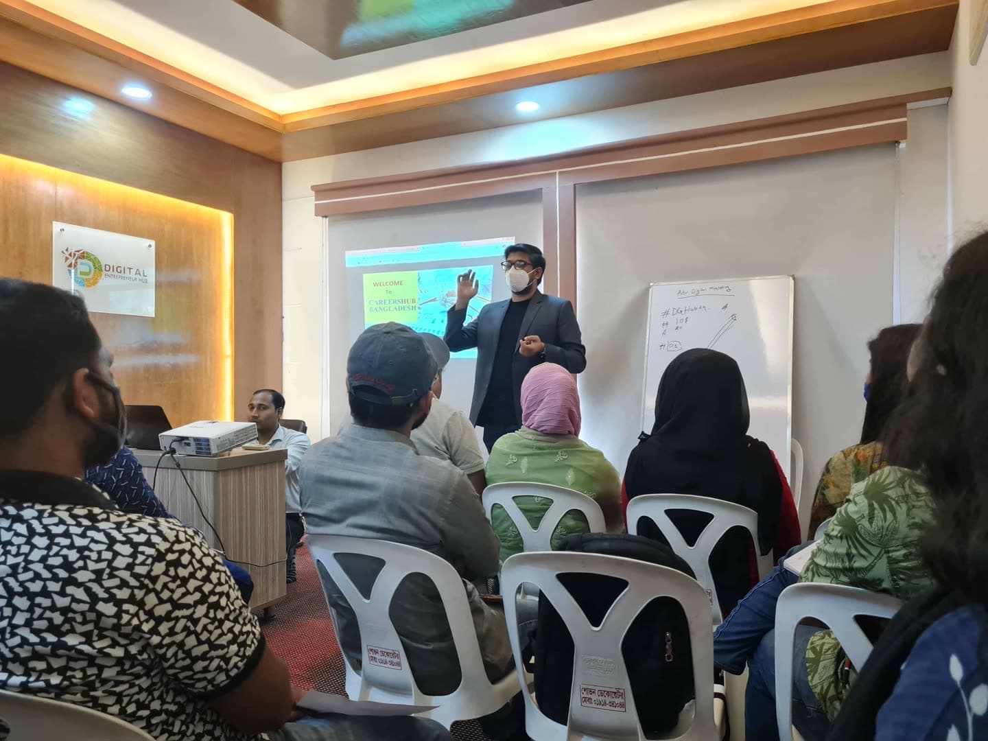 CareersHub Bangladesh digital marketing session